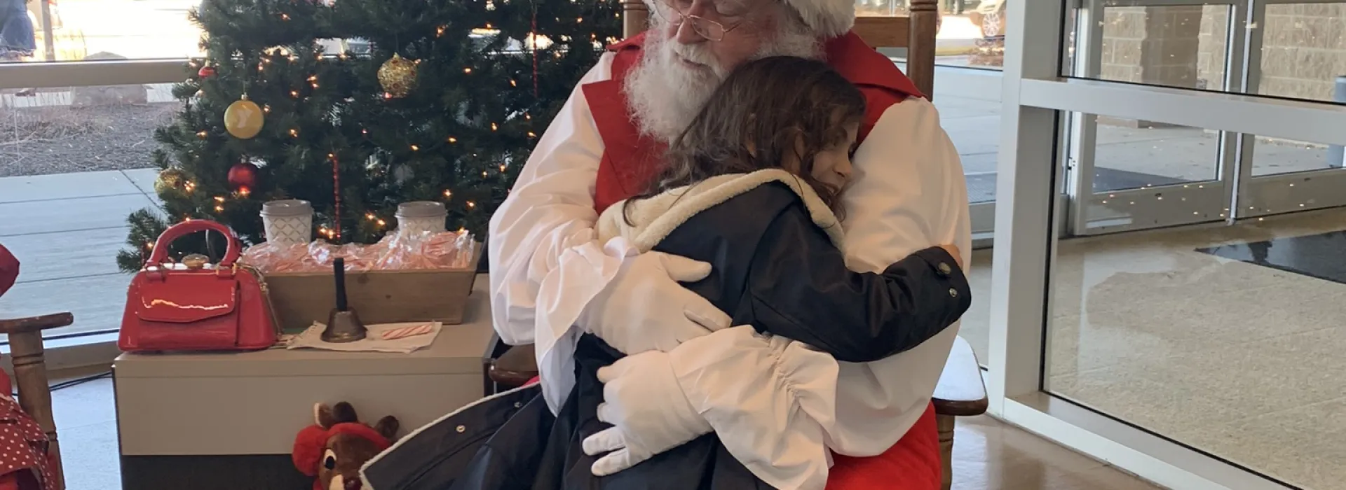 santa mrs claus and child